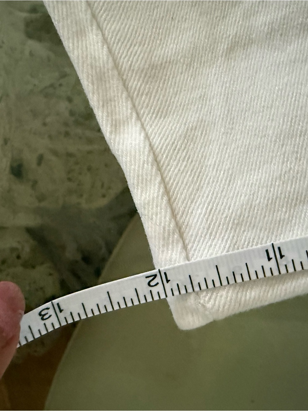 White Frayed-Hem Denim Mini Skirt - Picture 5 of 6